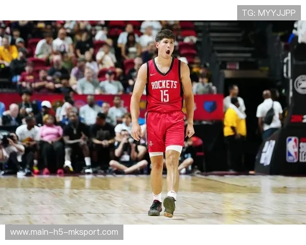 马刺队激战季后赛席位，拼尽全力，马刺连续22个赛季打进季后赛视频