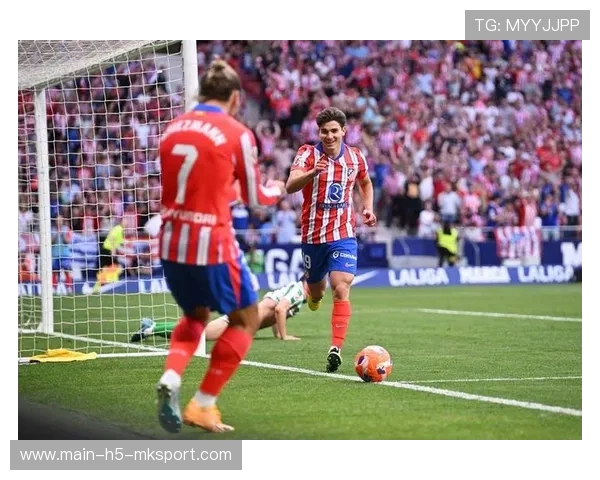 尼斯门将高接低挡,关键时刻连救险球,尼斯球队老板 尼斯门将高接低挡,关键时刻连救险球,尼斯球队老板